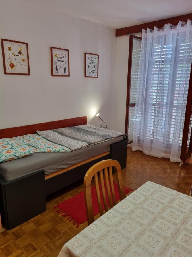 Apartments Jelena Peroj Eksteriør bilde